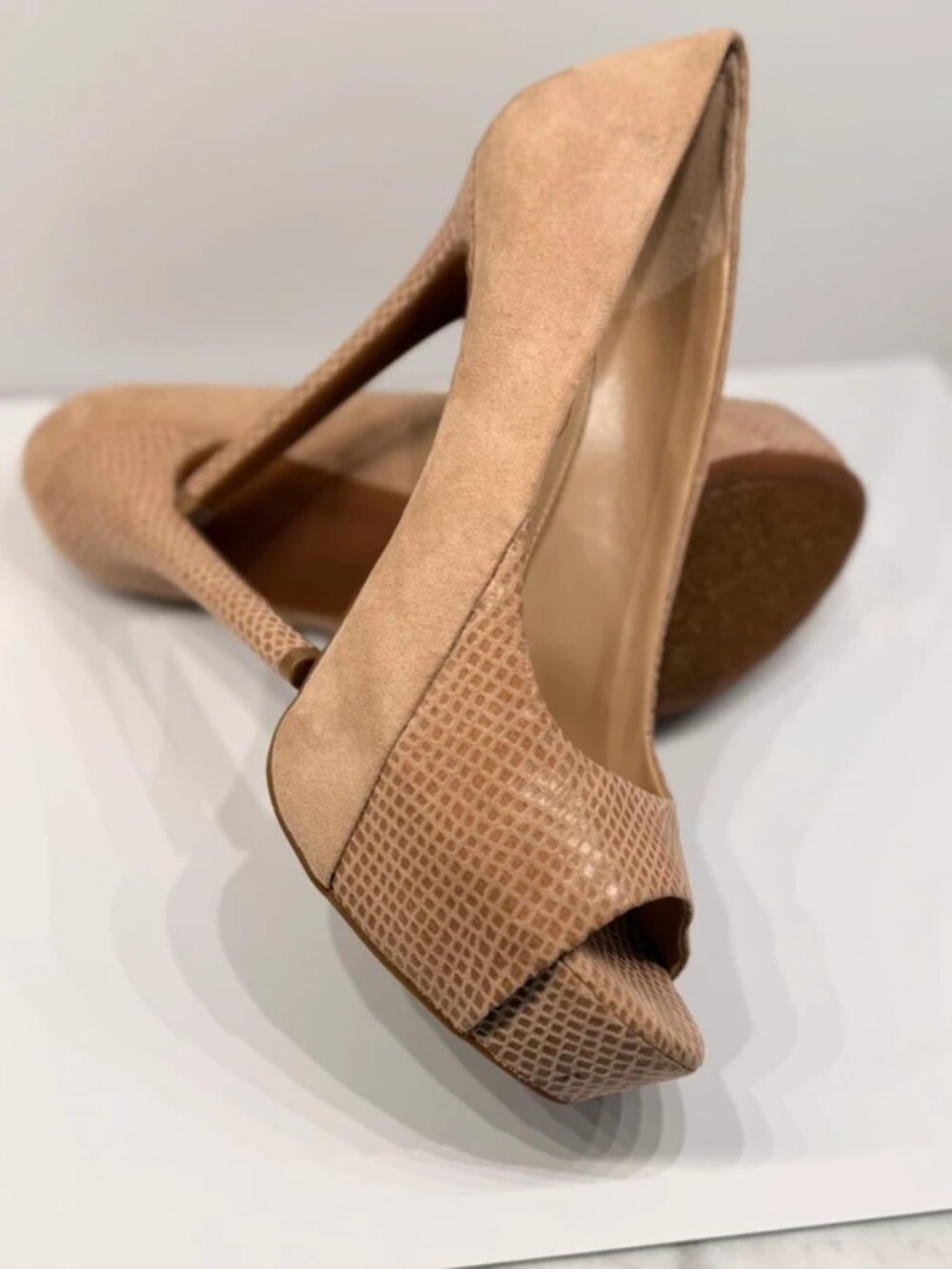 Heels - Picture 2 of 2